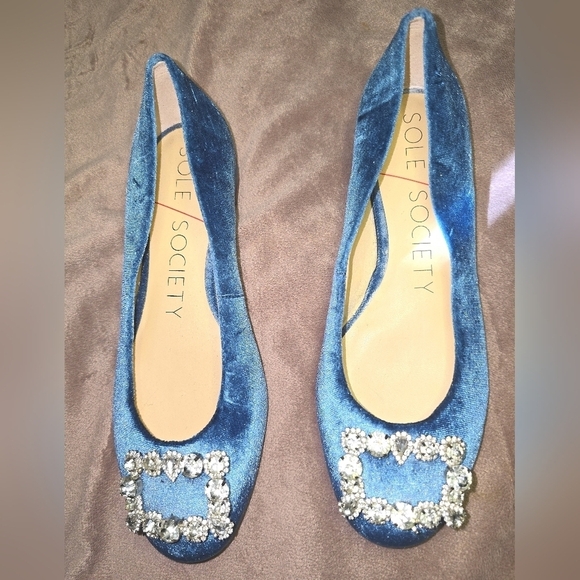 Sole Society Pamella Blue Velvet Flats Loafers  Size 6.5M - Picture 7 of 8